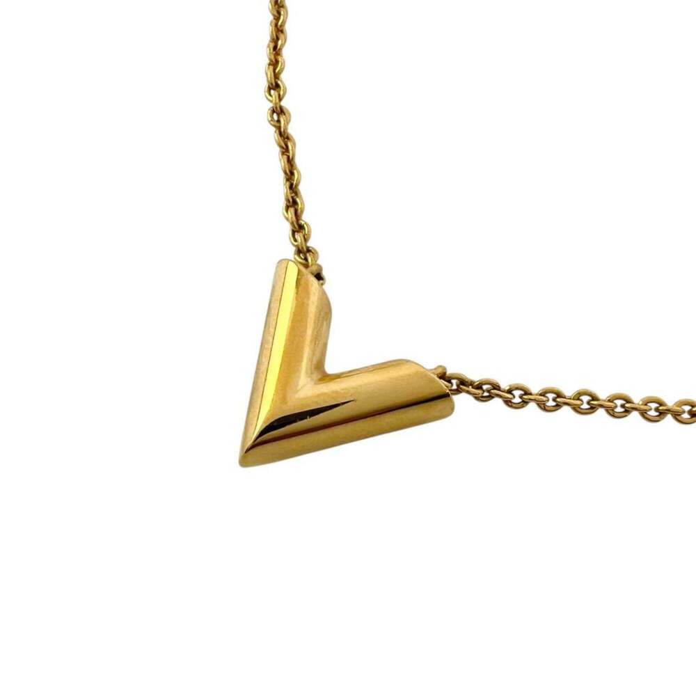 LOUIS VUITTON Gold Necklace - Picture 5 of 7